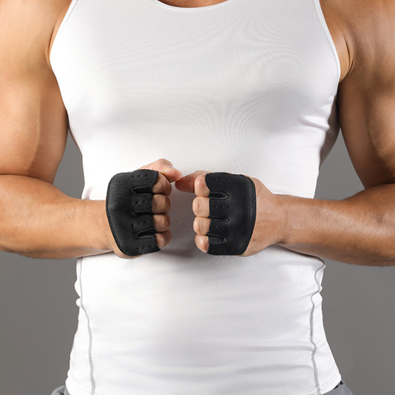 Minimal Weight Lifting Gloves